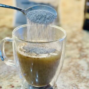putting mushroom coffee in water